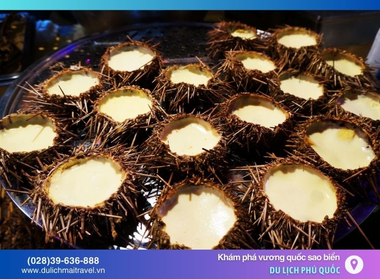 Nhum nướng mỡ hành cũng là món ăn khó quên khi du lịch Phú Quốc