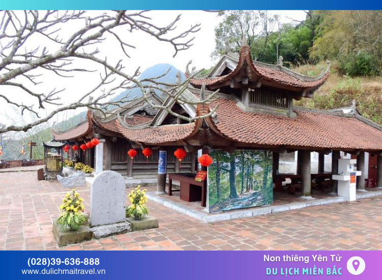 Chùa Hoa Yên - di tích lịch sử, kiến trúc cổ kính, không gian thanh tịnh