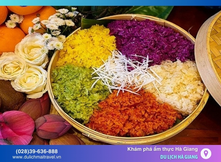 Xôi ngũ sắc Hà Giang: Hương vị thơm ngon, màu sắc rực rỡ hấp dẫn mọi ánh nhìn
