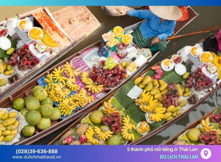 Chợ nổi Bốn Miền mang đến trải nghiệm văn hóa và ẩm thực độc đáo của Thái Lan