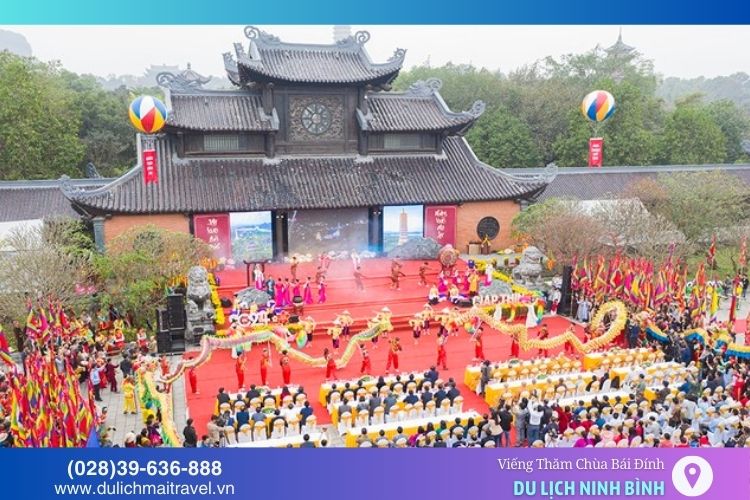 Lễ hội chùa Bái Đính nhộn nhịp, tấp nập với nhiều hoạt động tâm linh, văn hóa đặc sắc