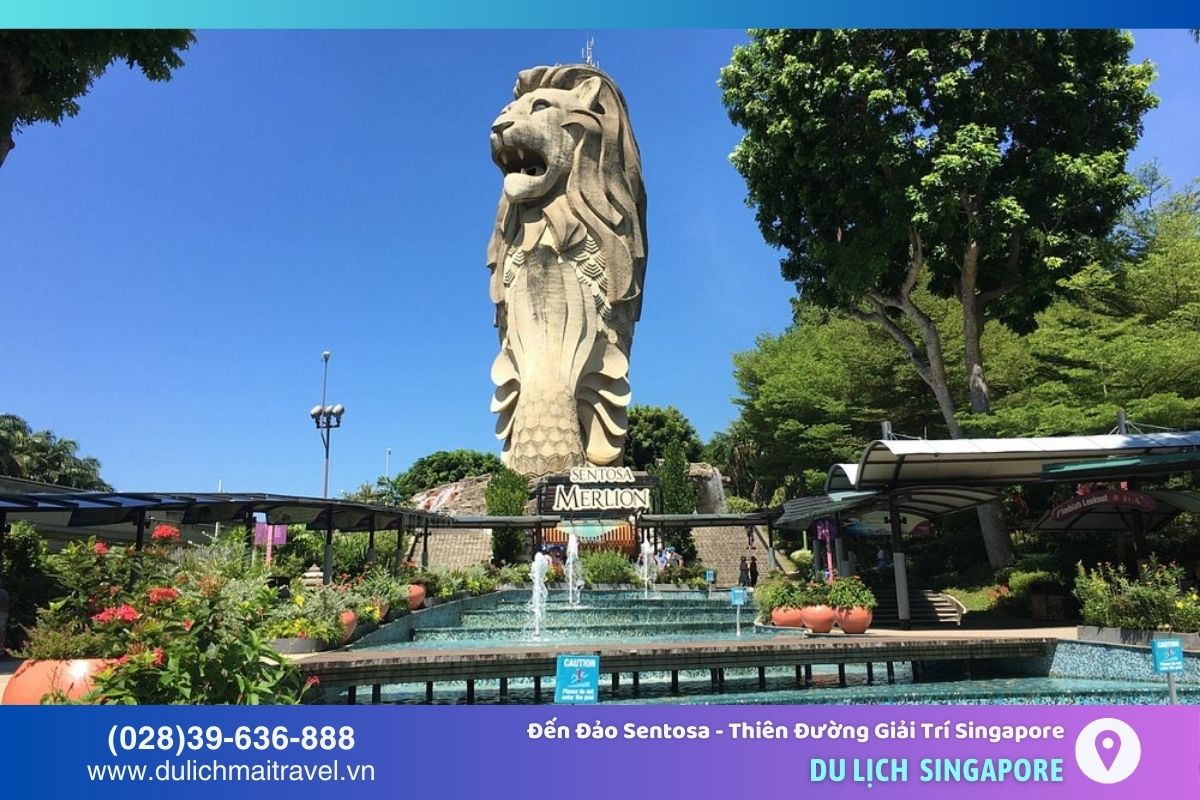 Tượng Sư Tử Biển Merlion cho phép ngắm toàn cảnh đảo Sentosa từ trên cao