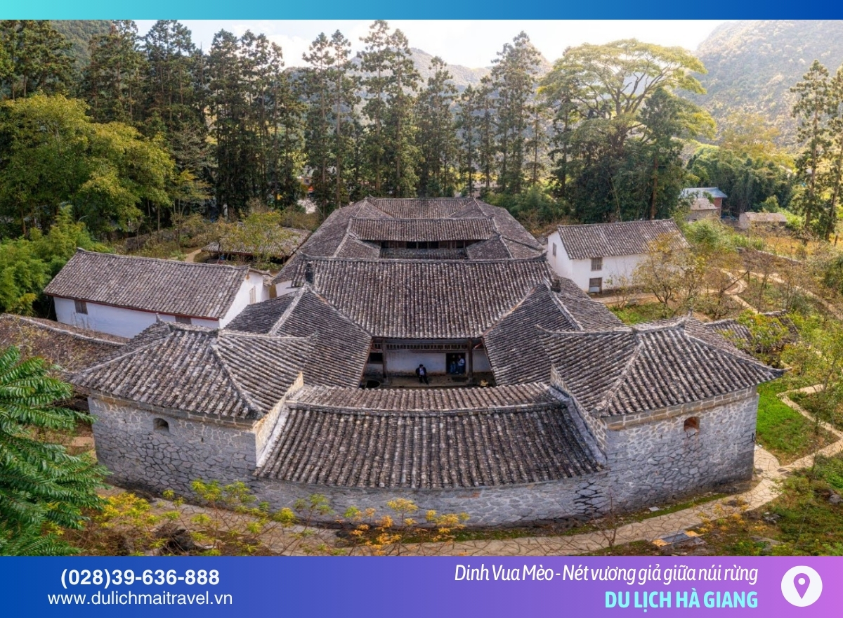 kiến trúc dinh vua mèo - tour hà giang