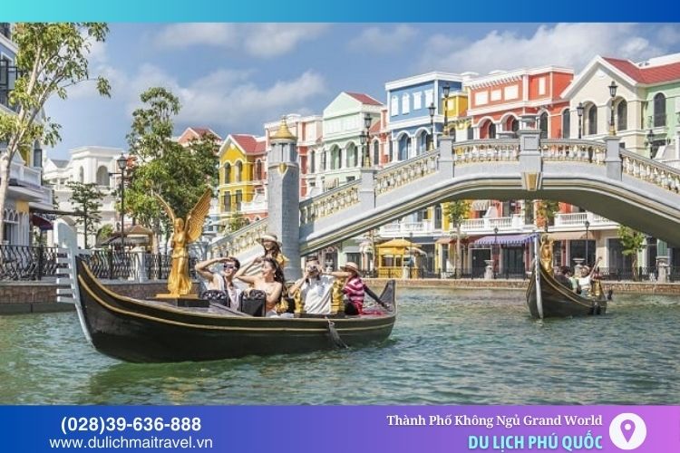 Trải nghiệm đi thuyền Gondola, ngắm nhìn hoàng hôn mộng mơ trên “Venice Châu Á”