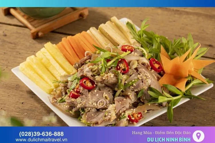 Dê núi và cơm cháy là đặc sản nổi tiếng Ninh Bình