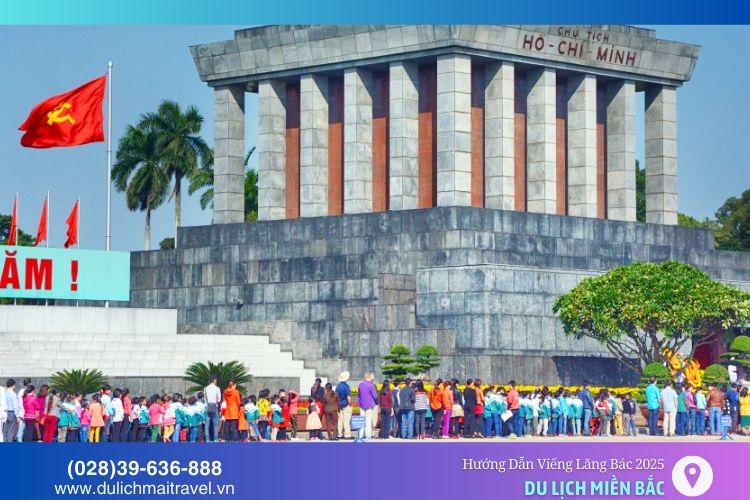Du khách viếng Lăng Hồ Chí Minh cần trang nghiêm, tuân thủ kiểm tra an ninh, giữ trật tự và không chụp ảnh