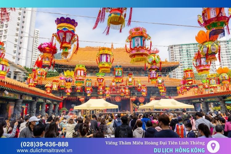 Miếu Hoàng Đại Tiên ở Hồng Kông thờ thần Wong Tai Sin thu hút hàng triệu người đến tham gia các nghi lễ, cầu xin may mắn, sức khỏe và tài lộc