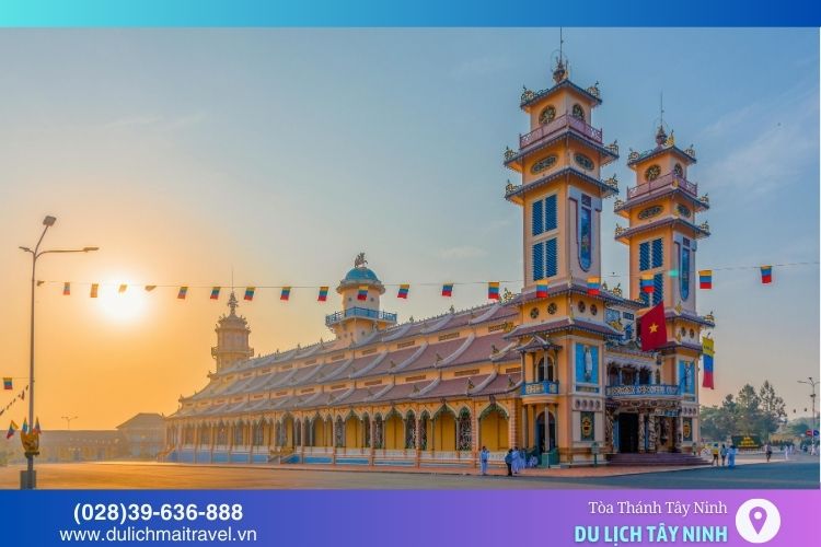 Tòa Thánh Tây Ninh - công trình kiến trúc độc đáo của đạo Cao Đài