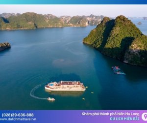 Top 5 điểm du lịch hè hấp dẫn, có nơi là thành phố đáng sống nhất Việt Nam.